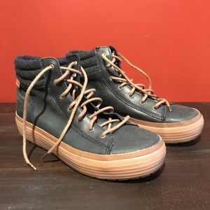 Stylish high top keds